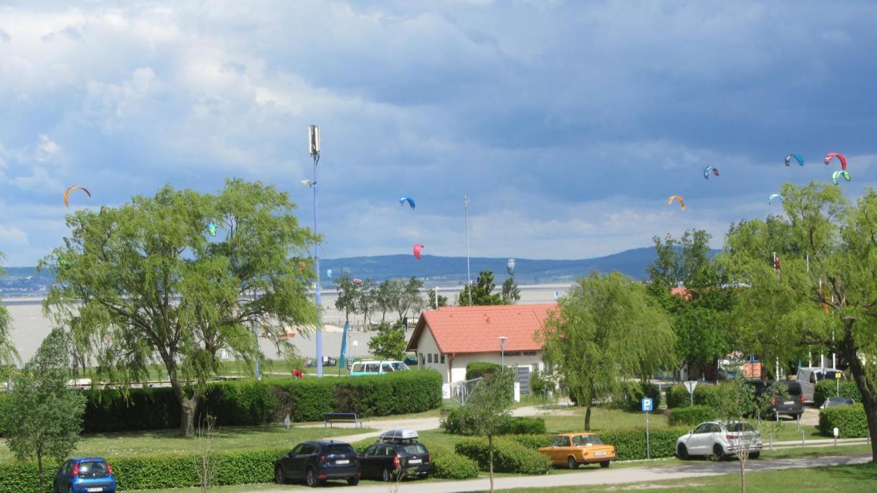 Appartement Am See Podersdorf am See Exterior foto